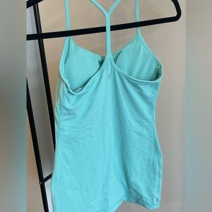 Lululemon power Y align yoga top - size 4